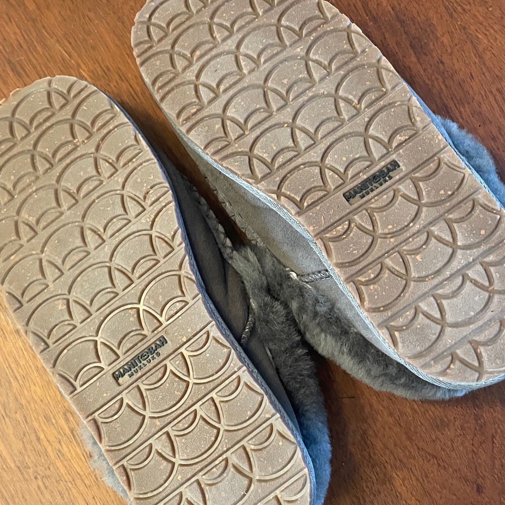 NEW! Manitoban Mukluks sz 41 Men’s Cabin Clog (W 10/M 8) Australian sheepskin - Picture 15 of 17